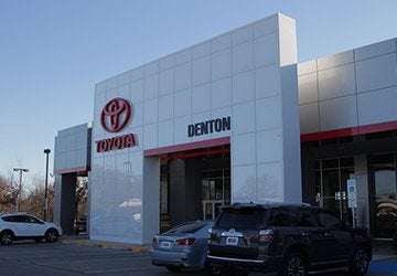 Toyota of Denton Dealership